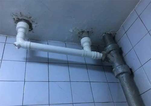 家里漏水了？北京朝陽區(qū)新裝房墻根滲水原因揭秘